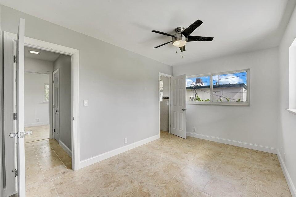 BOYNTON HEIGHTS - Residential Lease