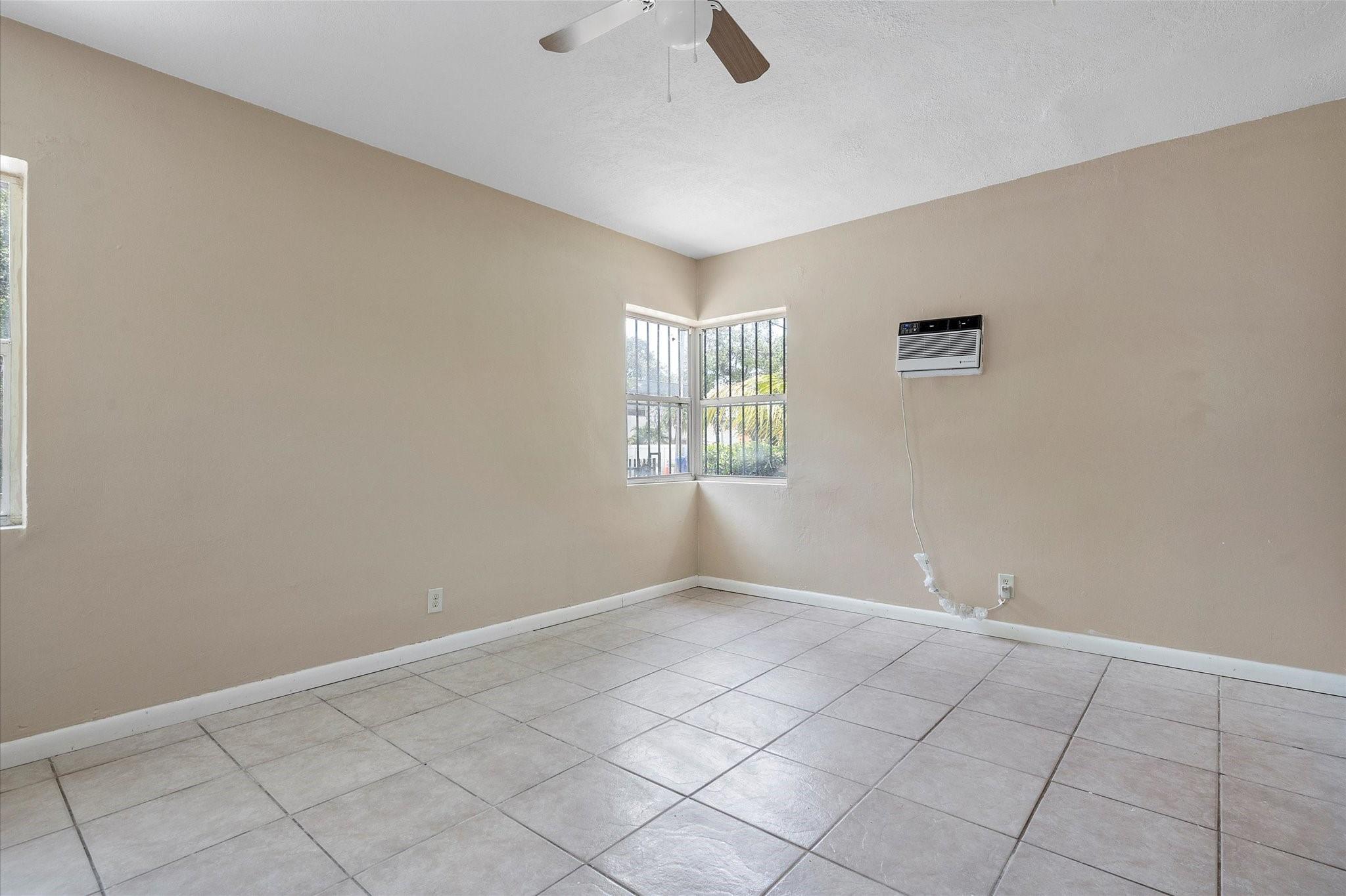 Dixie Hwy Park - Residential Income