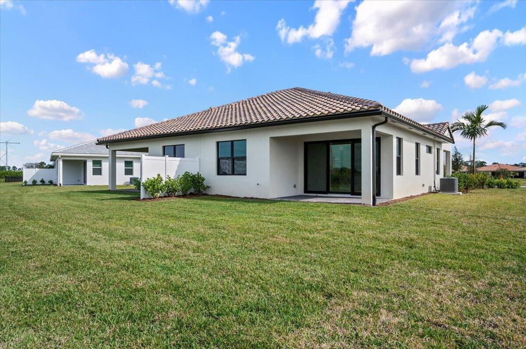 Photo of 27004 SW Viterbo Way, Port Saint Lucie, FL 34986 (MLS # R10950019)