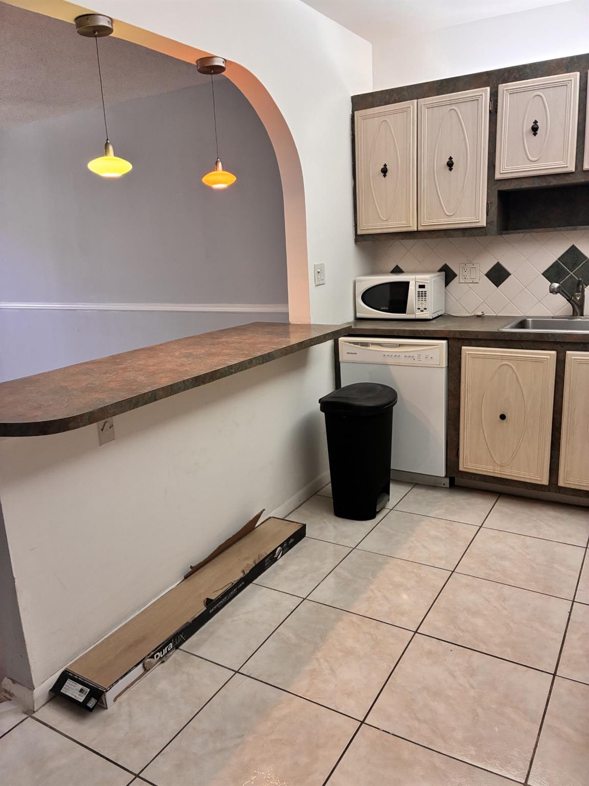 Barcelona Condo North - Residential Lease