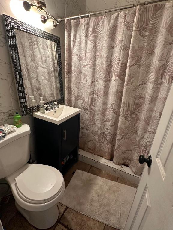 POMPANO BEACH HIGHLANDS-POOL - Residential Income