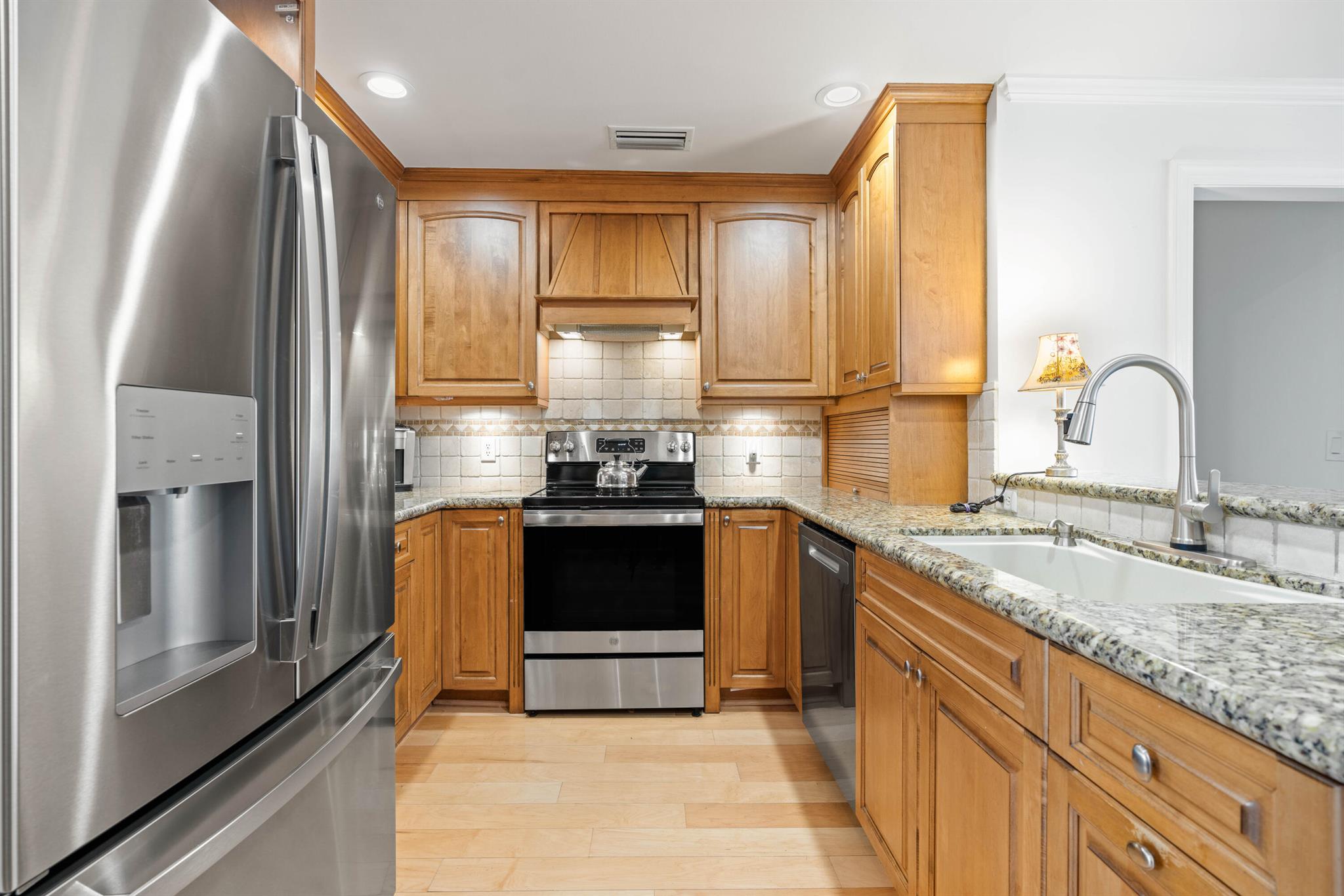 HERITAGE OAKS - Residential