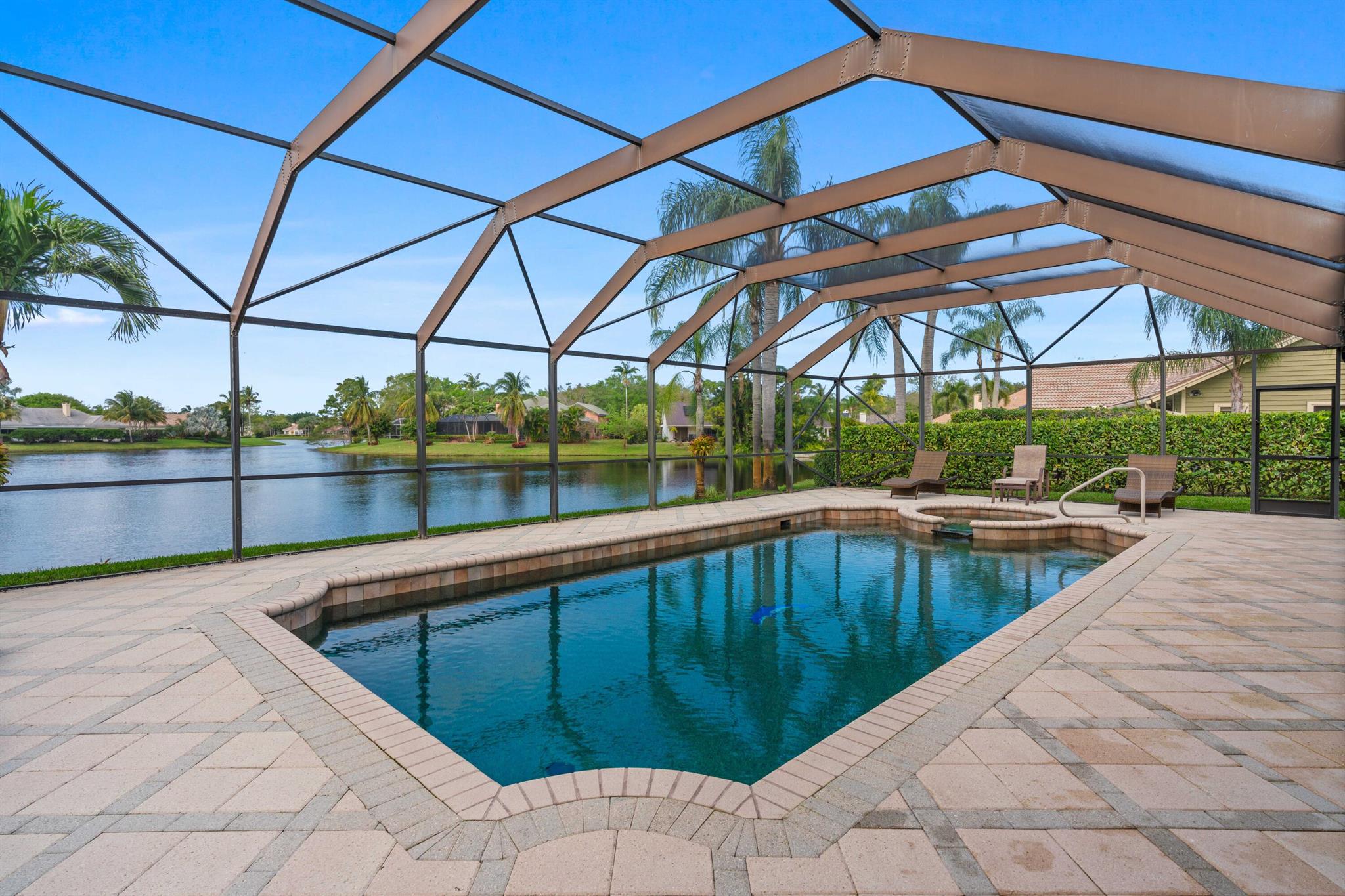 HERITAGE OAKS - Residential