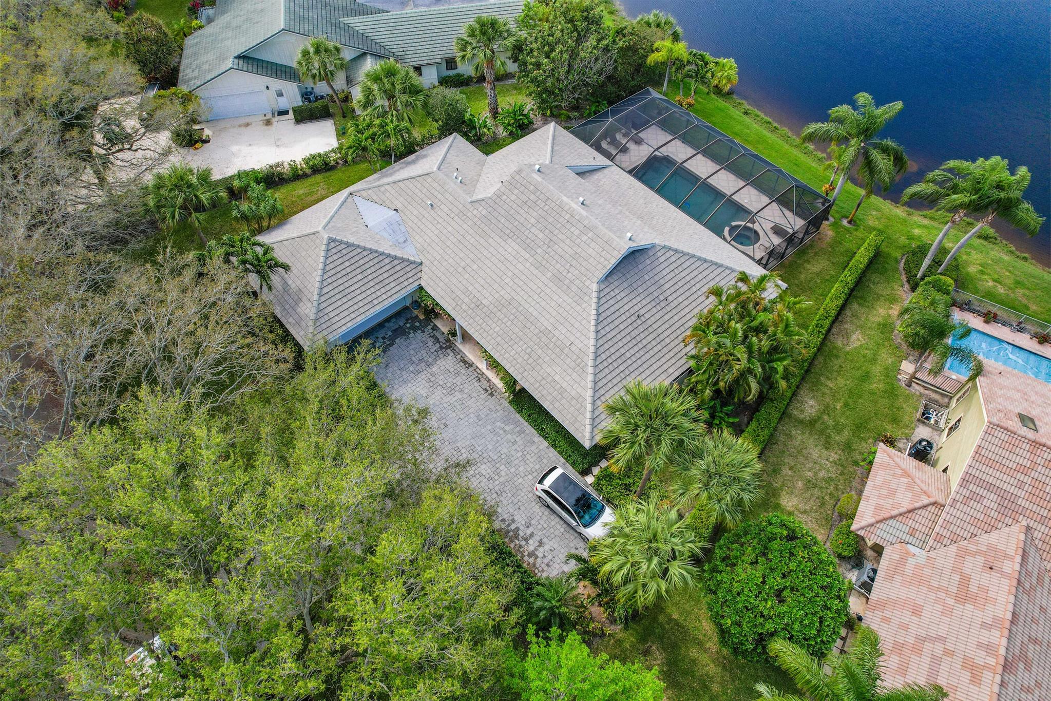 HERITAGE OAKS - Residential
