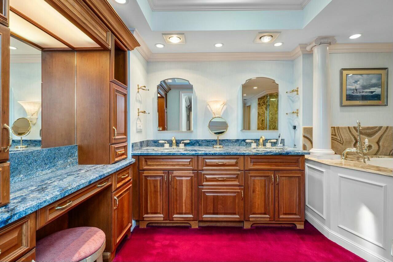 Sailfish Point - Residential