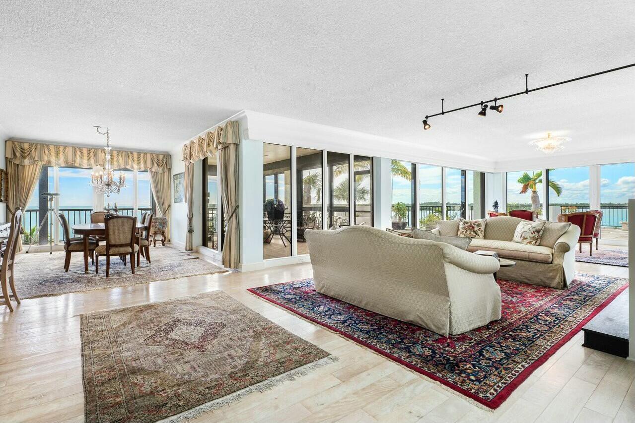 Sailfish Point - Residential