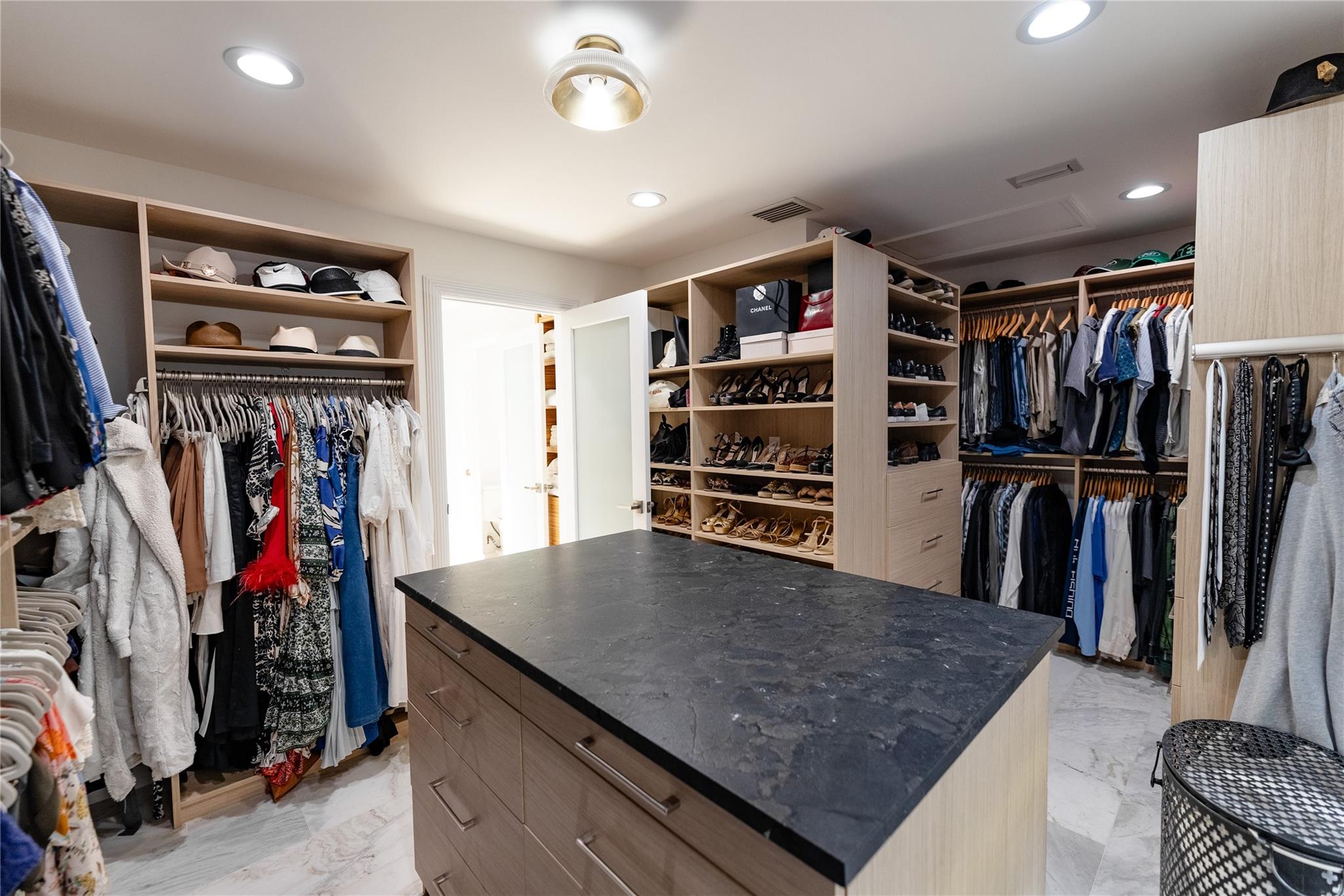 Indialucie - Residential