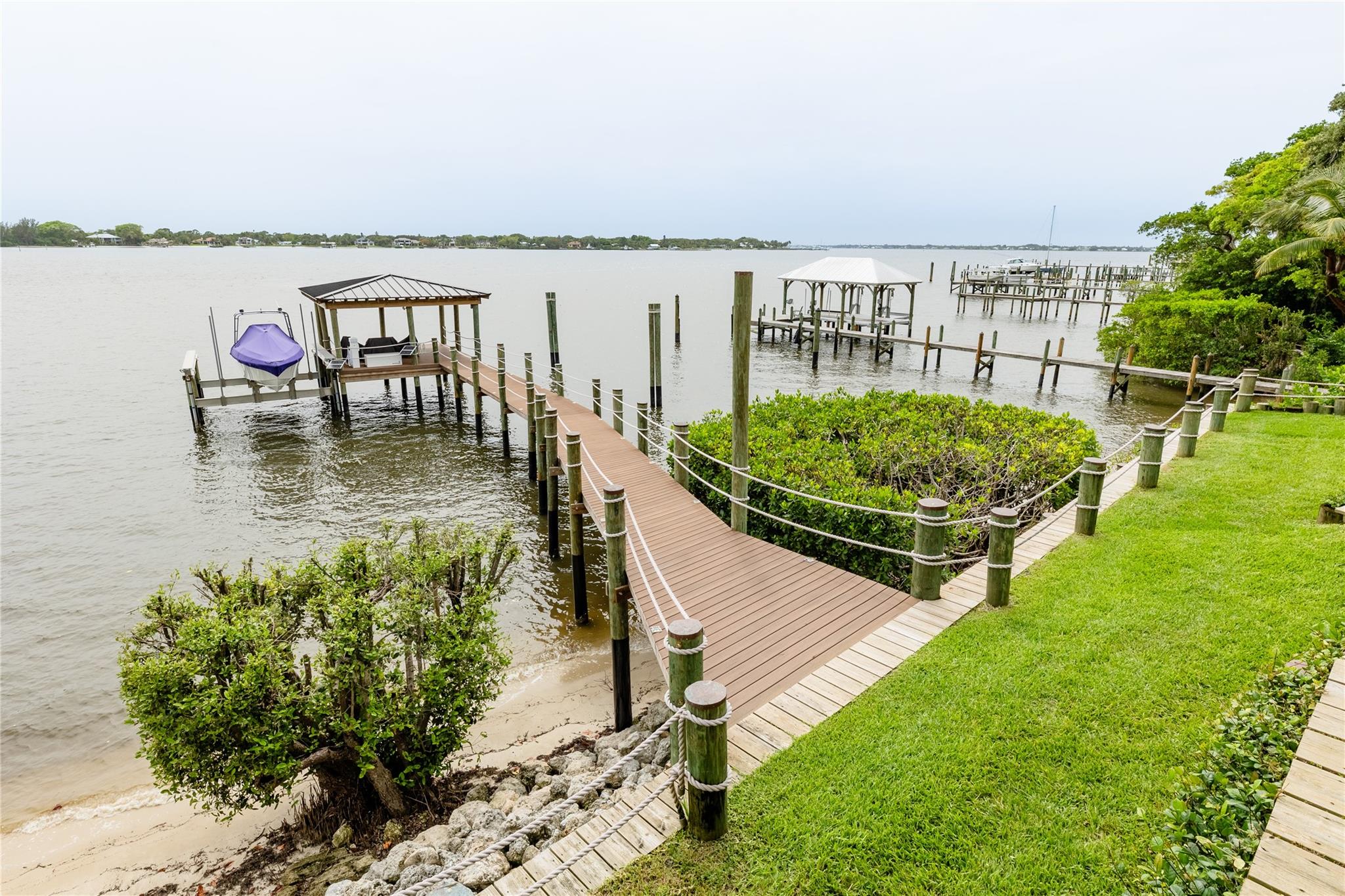 Indialucie - Residential