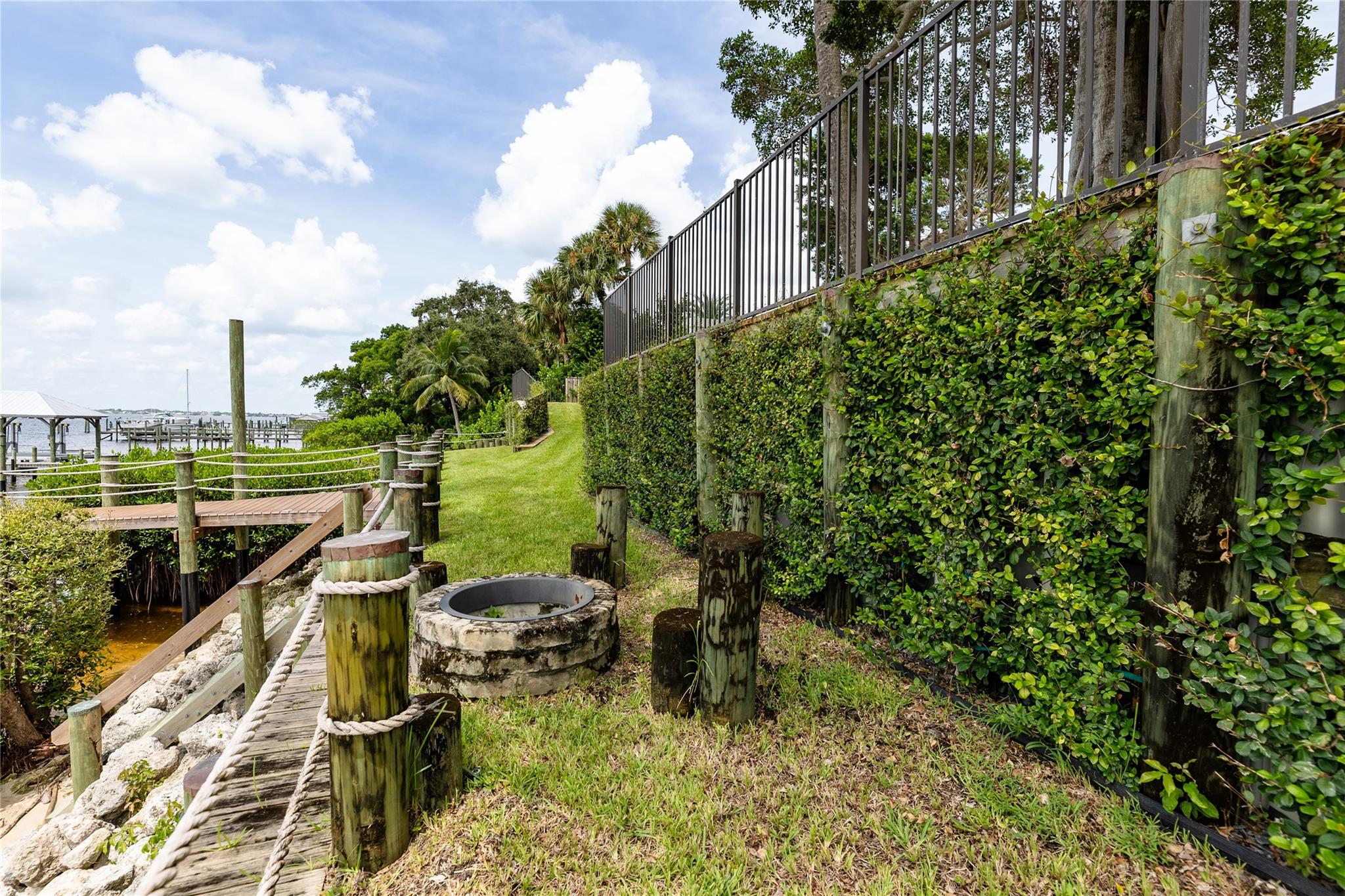 Indialucie - Residential