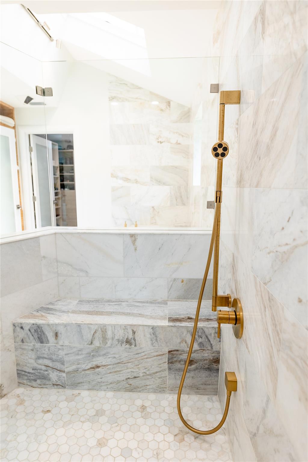 Indialucie - Residential