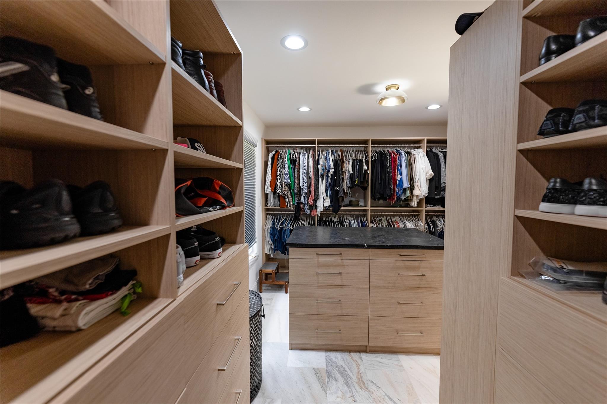 Indialucie - Residential