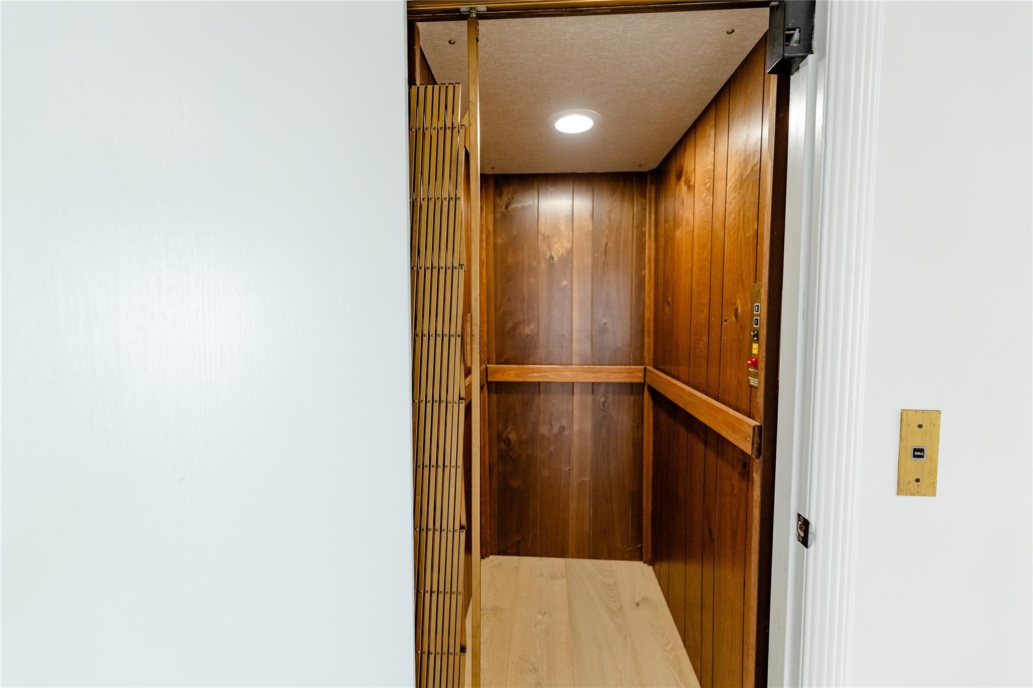 Indialucie - Residential