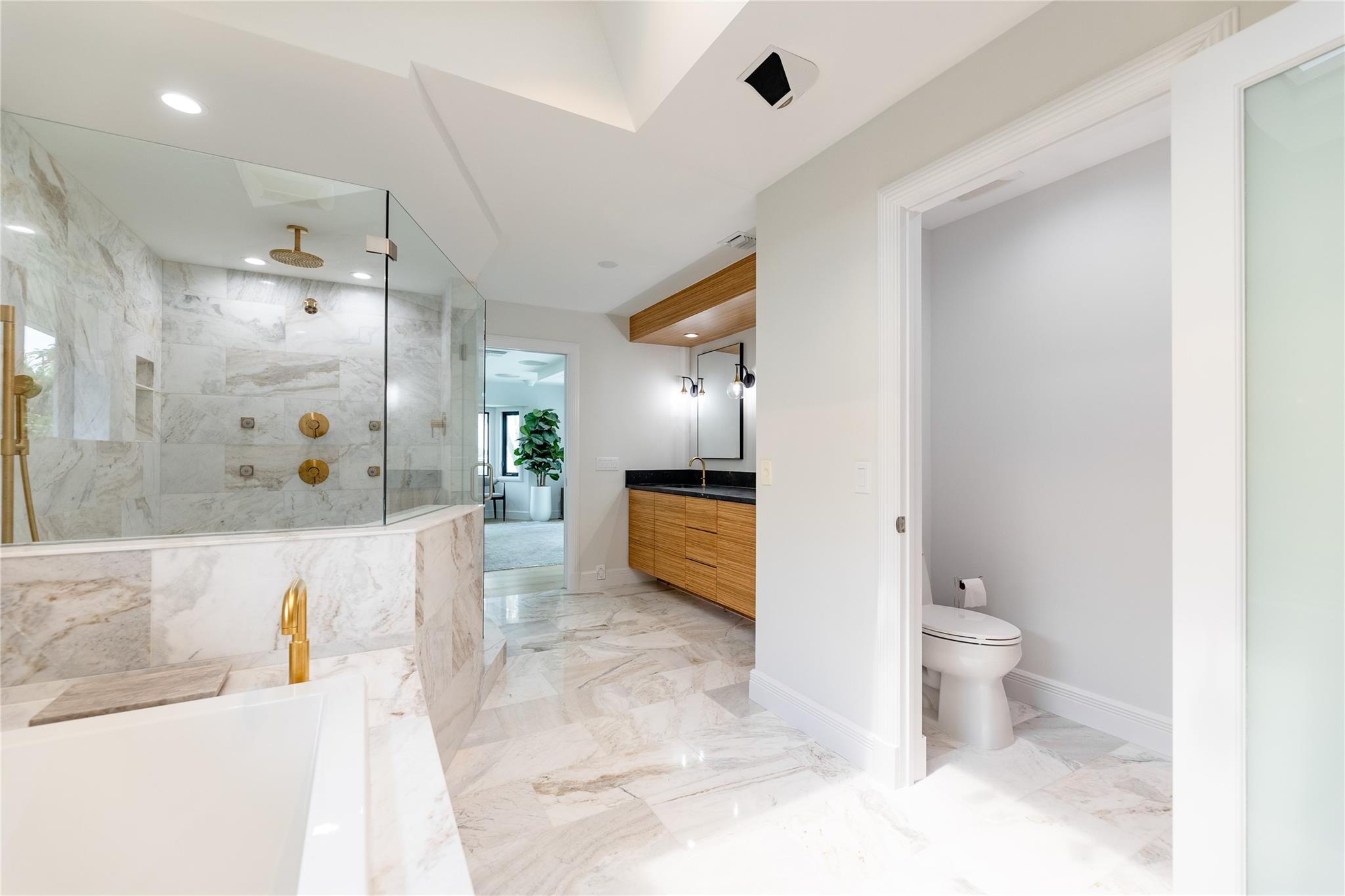 Indialucie - Residential