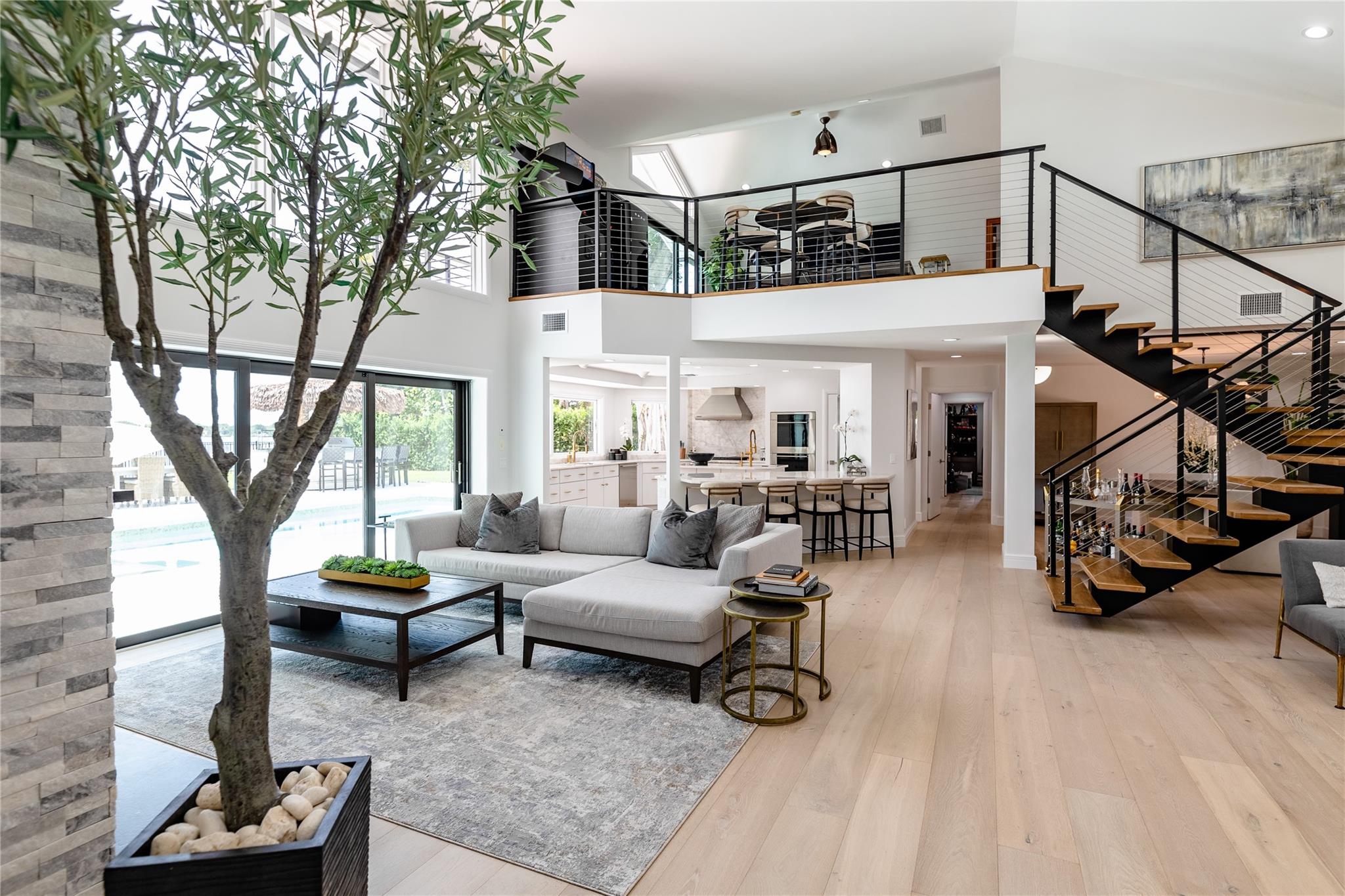 Indialucie - Residential