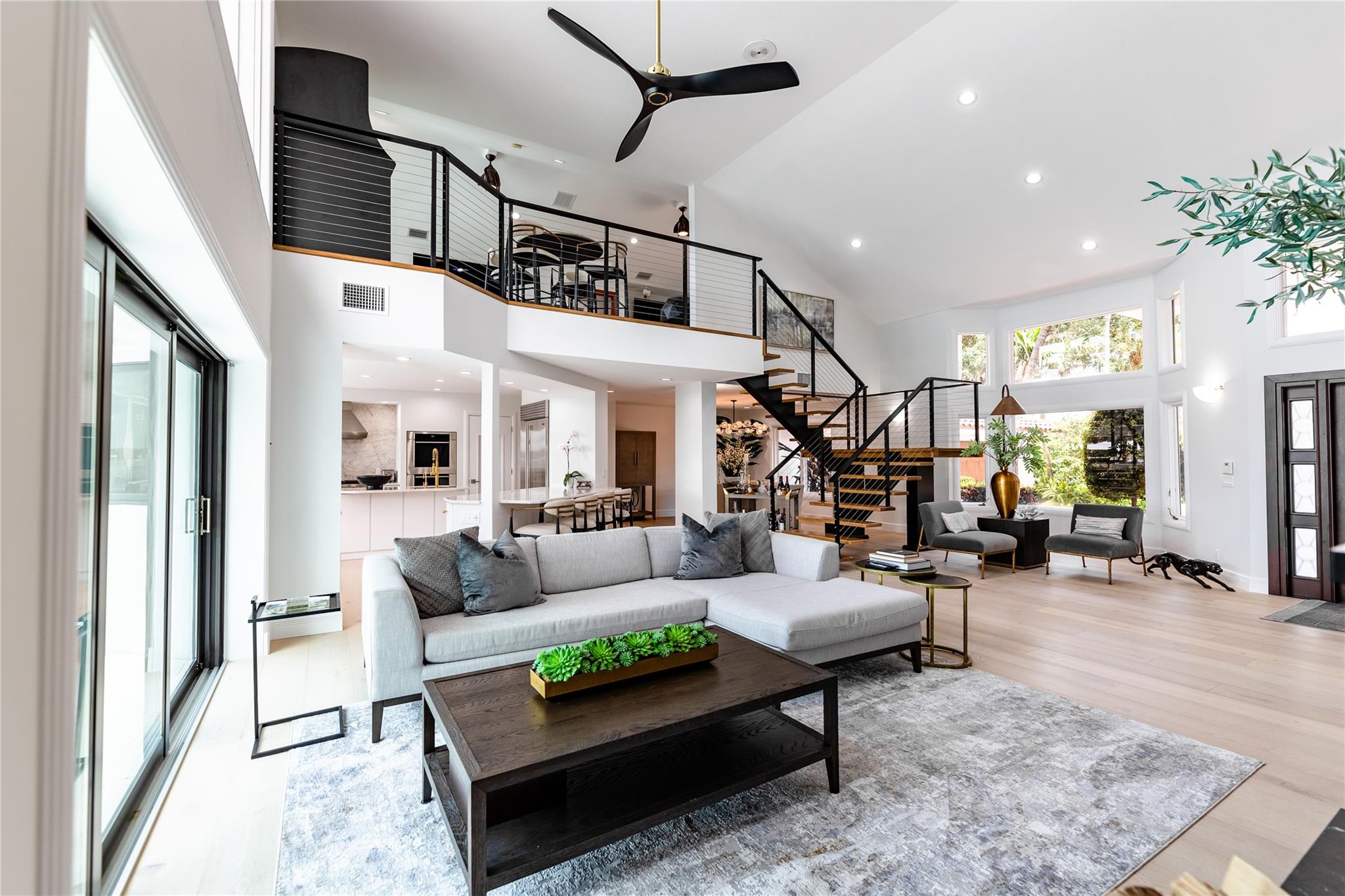 Indialucie - Residential