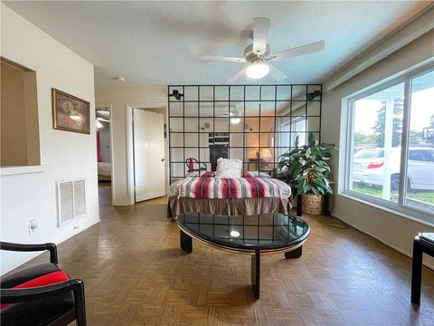 A home in Oakland Park
