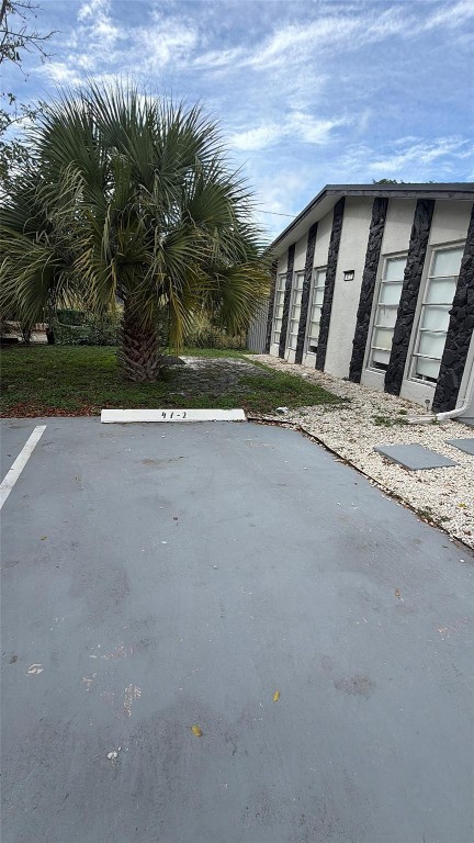 St James Park Delmar 11-2 - Residential Lease