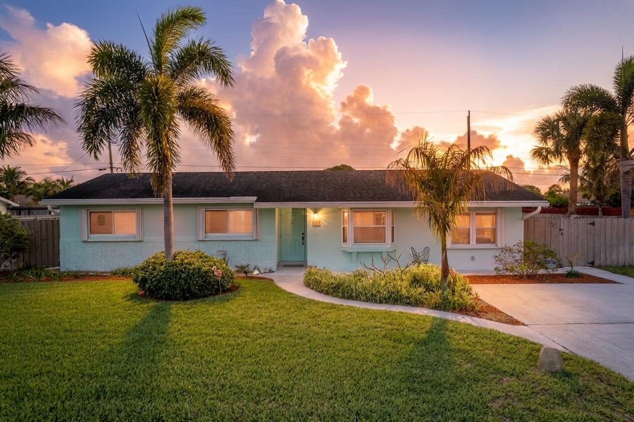 FAIRWAY PINES - Residential