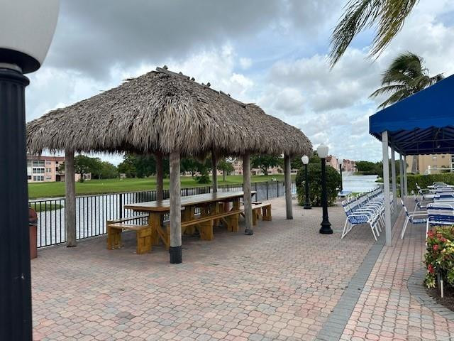 Sunrise Lakes 98 Condo - Residential