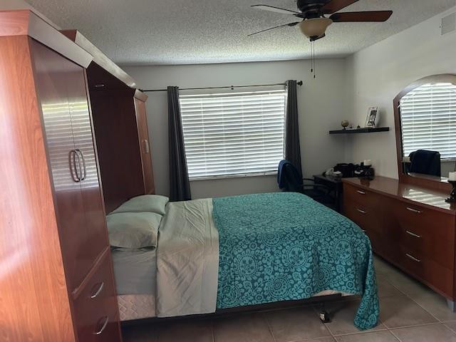 Sunrise Lakes 98 Condo - Residential