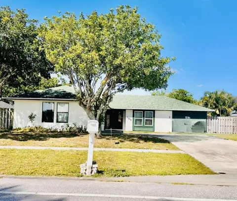 120 Lamancha Avenue, Royal Palm Beach, FL MLS: R11071824