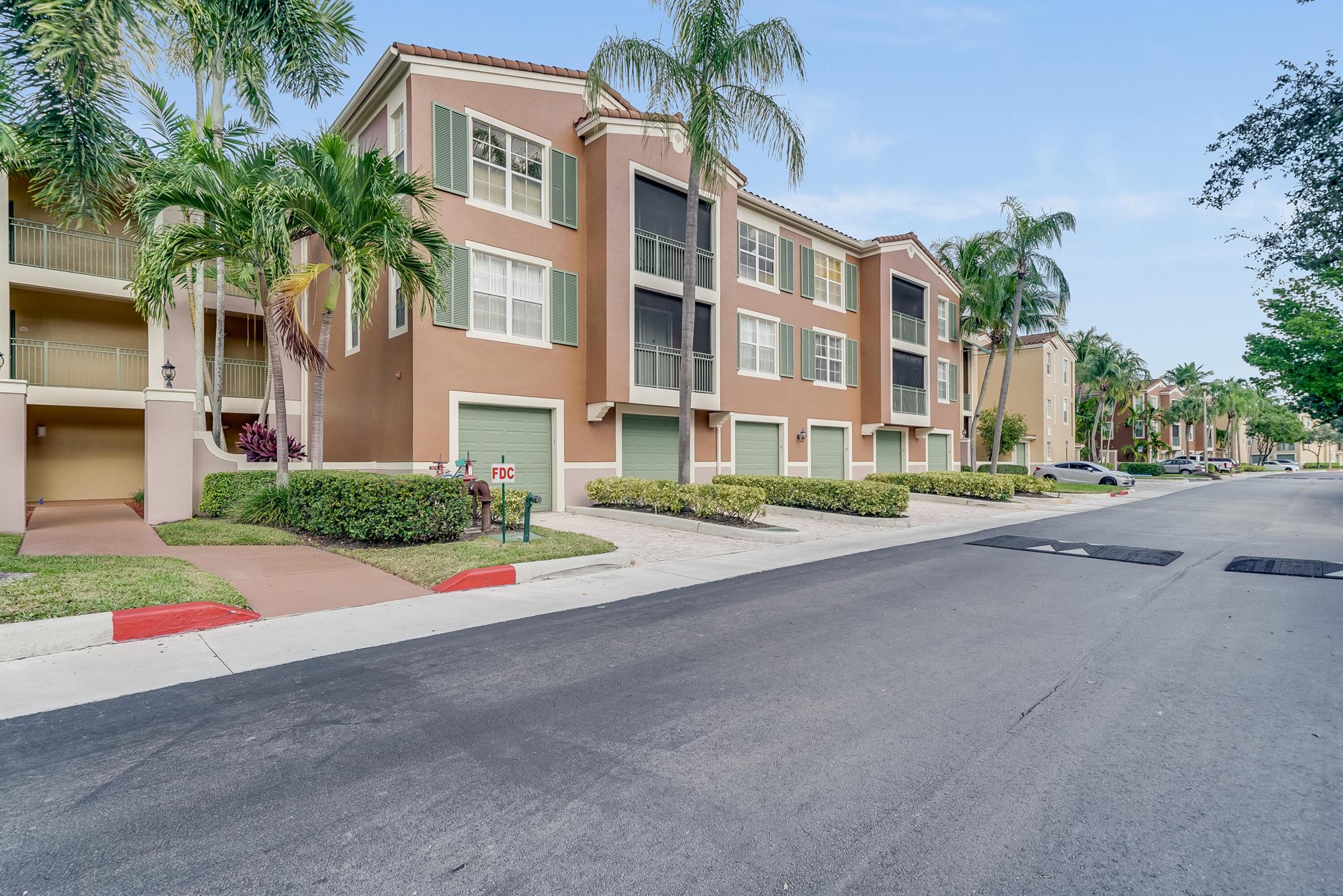 Modern and trendy style apartment in the heart of Equestrian Central. This magnificent Off-season rental is easily accessible, right off of South Shore Blvd. Steps from the Town Center & 2 minutes from Wellington Green Mall. Located in the gated community of St Andrews featuring 5-star amenities: Resort style Pool and Spa, Fitness center, Tennis Court and Roving Security. Publix, CVS, and restaurants are all walking distance from the unit. Comes fully-furnished. Unit features brand new quartz countertops, stainless steel appliances, washer & dryer, and vinyl flooring. Bedrooms are both master suites each w/ large closets and private baths. Set up to sleep a family of 4-6.THIS IS FOR A SHORT-TERM RENTAL AVAILABLE FROM AUGUST 2023-NOVEMBER 2023. ALL RENTS TO BE PAID UPFRONT.