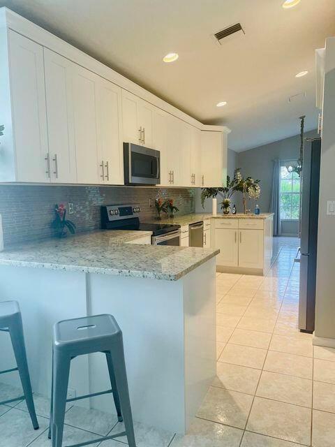 WELLINGTONS EDGE - Residential Lease