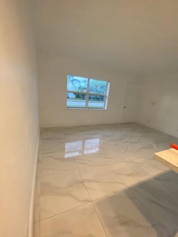 DELRAY MANOR ADD TO DELRAY IN - Residential