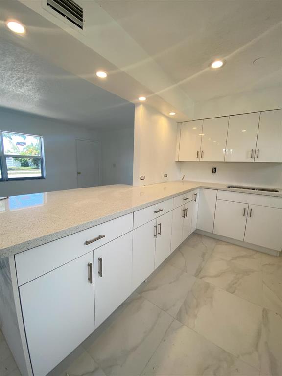 DELRAY MANOR ADD TO DELRAY IN - Residential