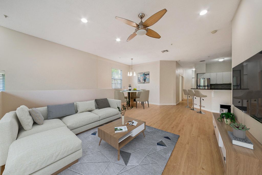 Photo of 107 Lighthouse Circle #H, Tequesta, FL 33469 (MLS # R10986362)