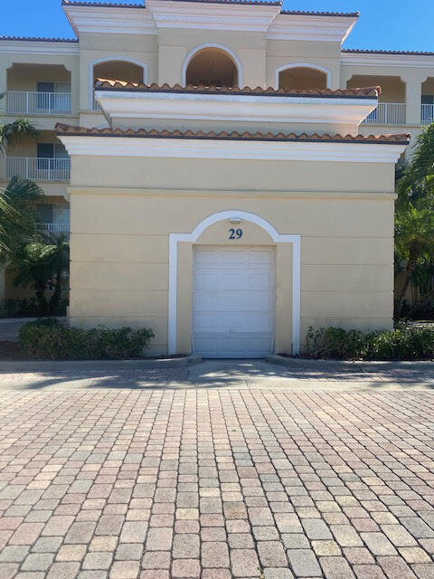 Harbour Isle West - Residential