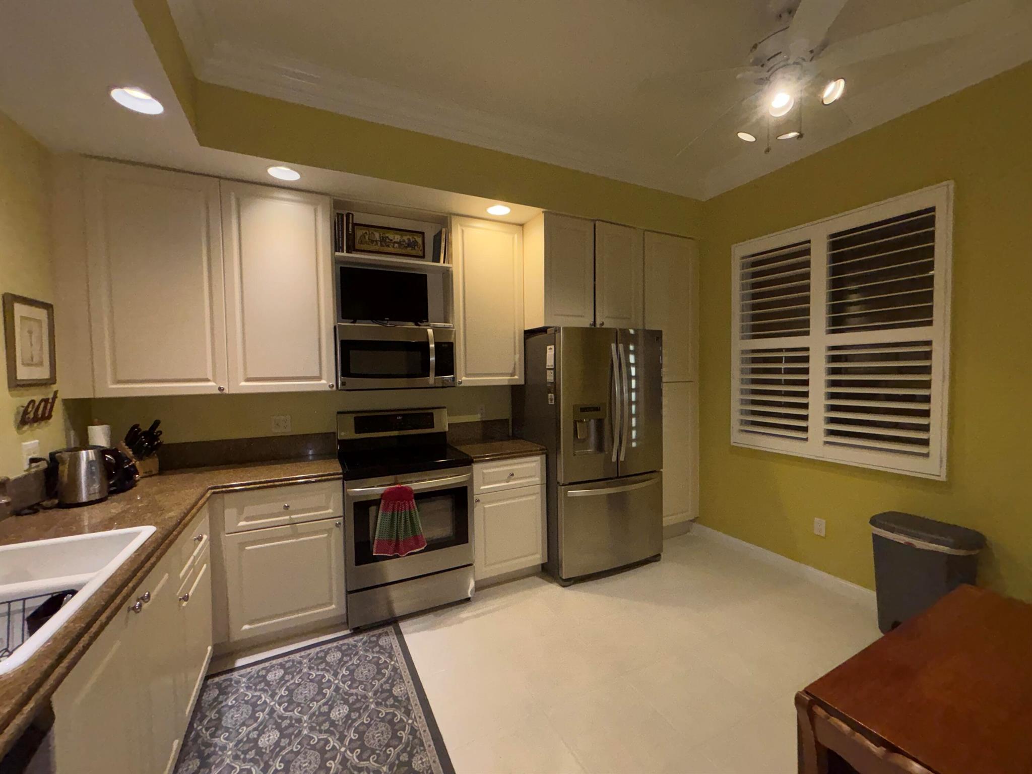 Harbour Isle West - Residential