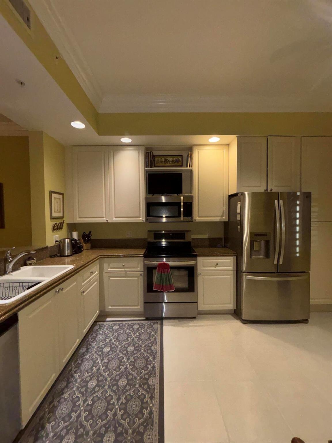 Harbour Isle West - Residential