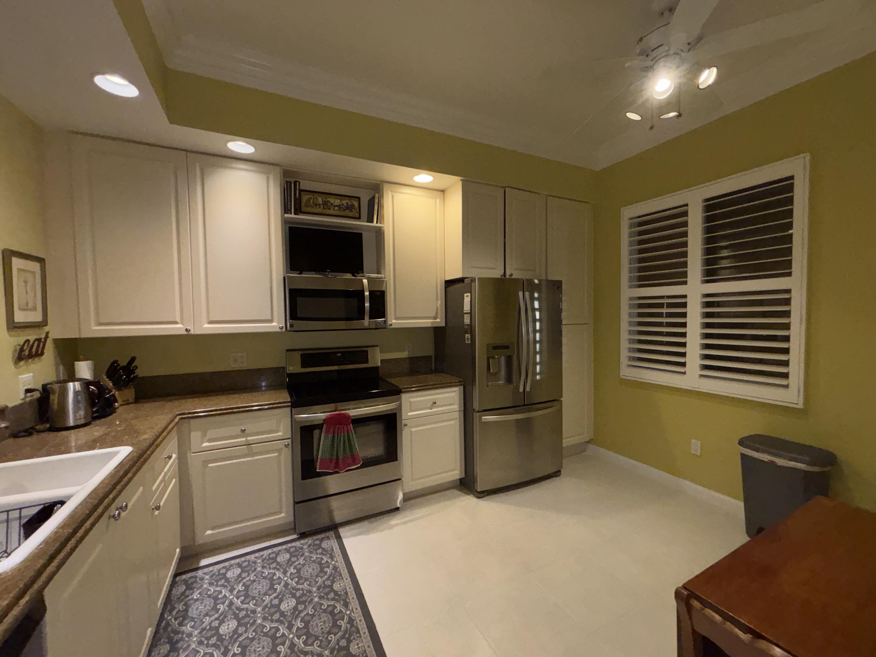 Harbour Isle West - Residential