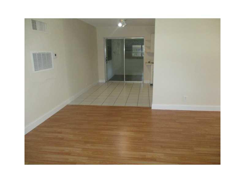 TAMARAC LAKES SOUTH - Residential