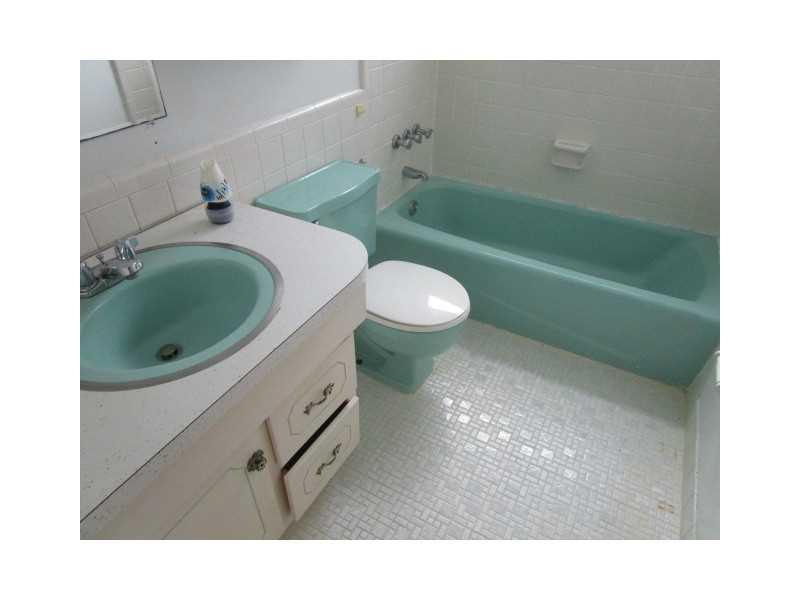 TAMARAC LAKES SOUTH - Residential