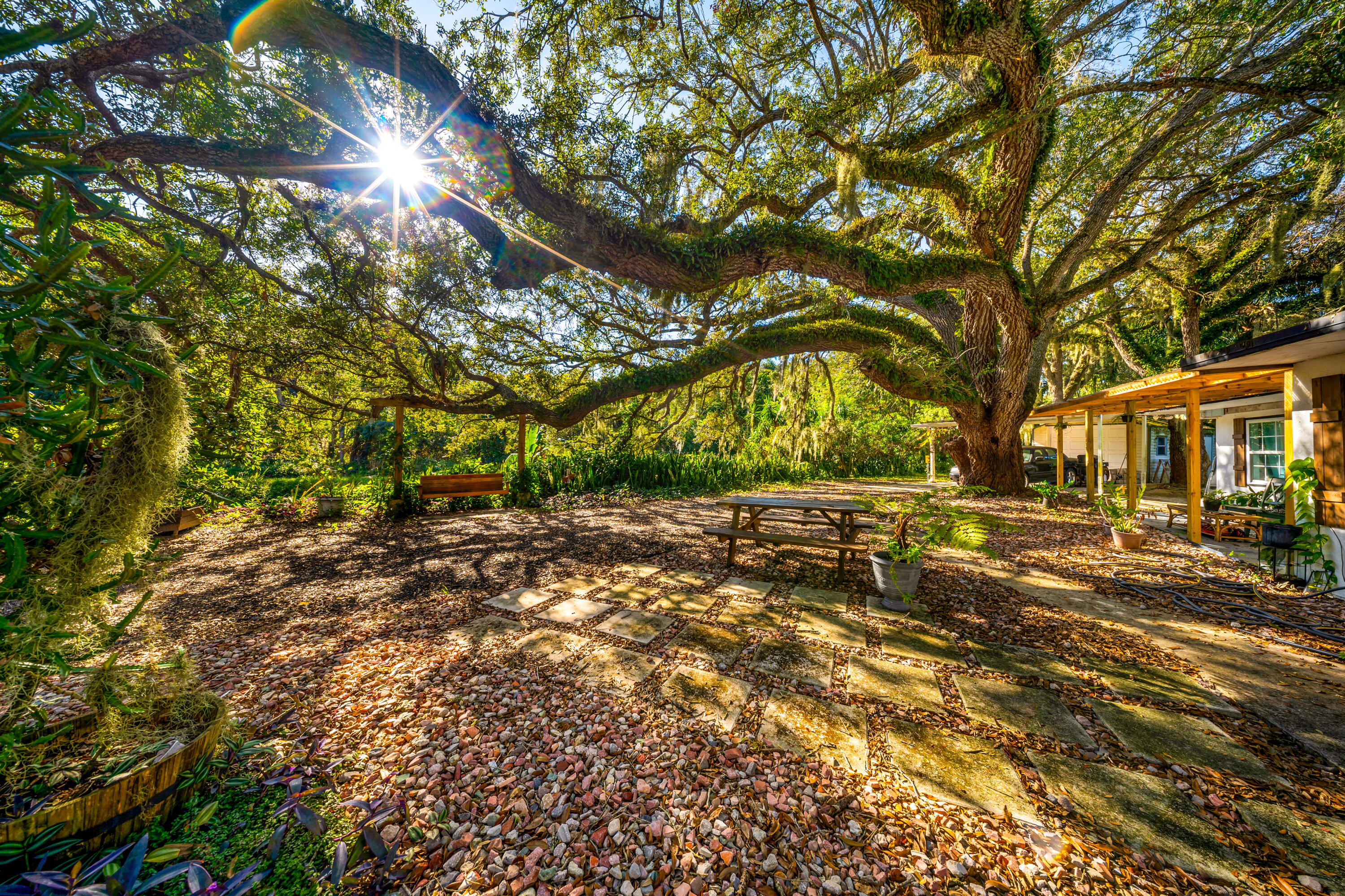 2210 Saint Lucie Boulevard