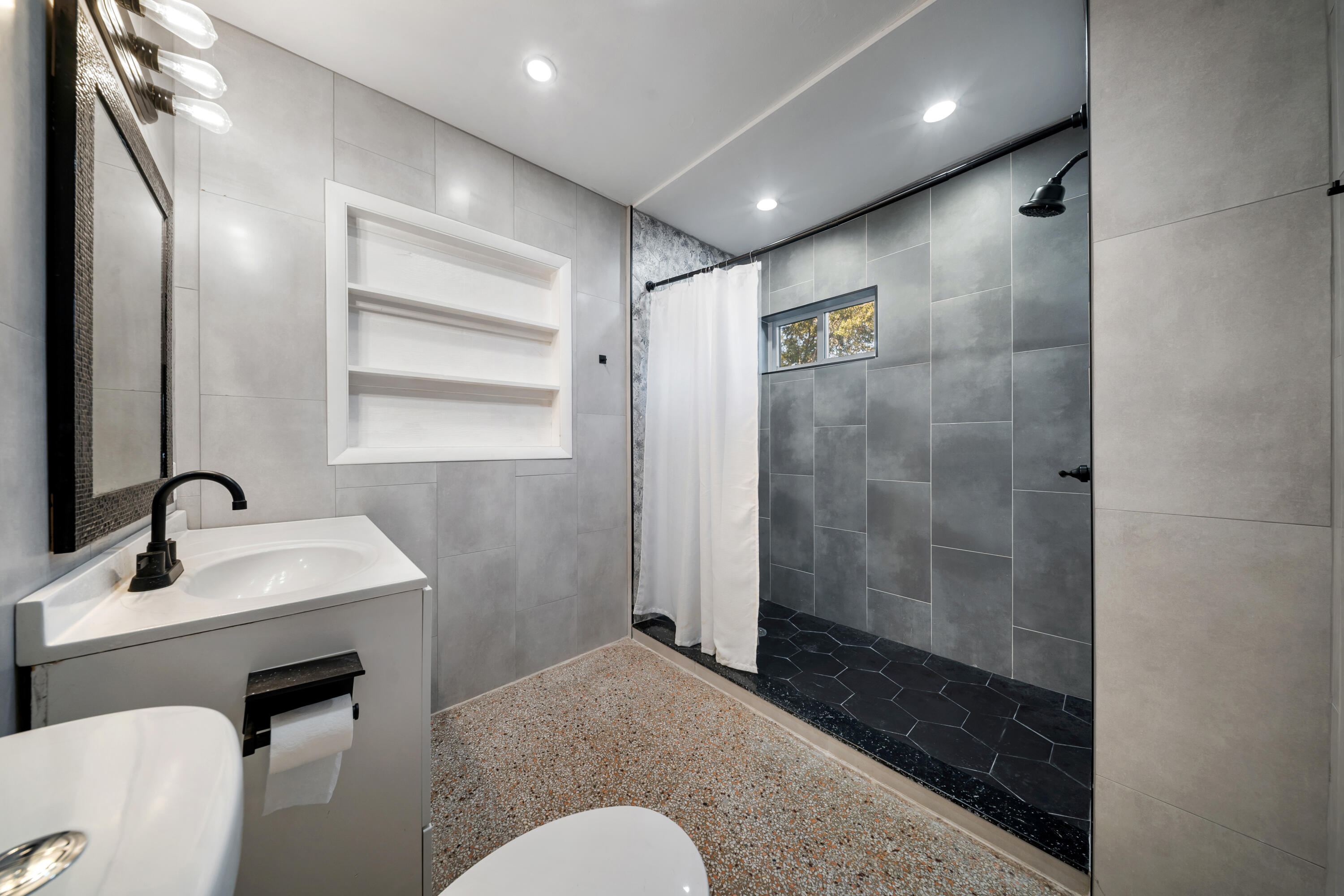 BENJAMIN HOGG SUBDIVISION - Residential Income