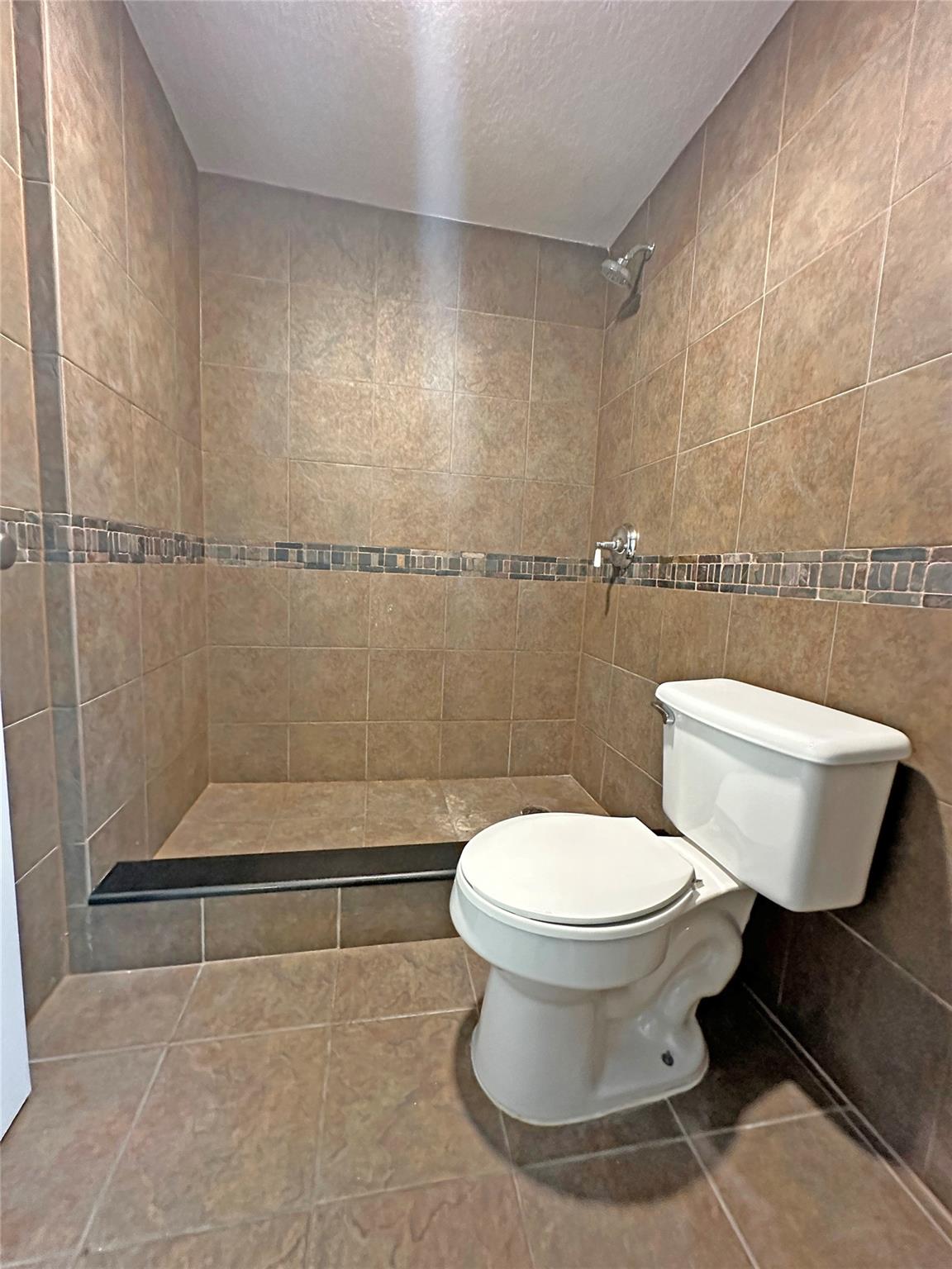 AVENTINE AT MIRAMAR CONDO - Residential Lease