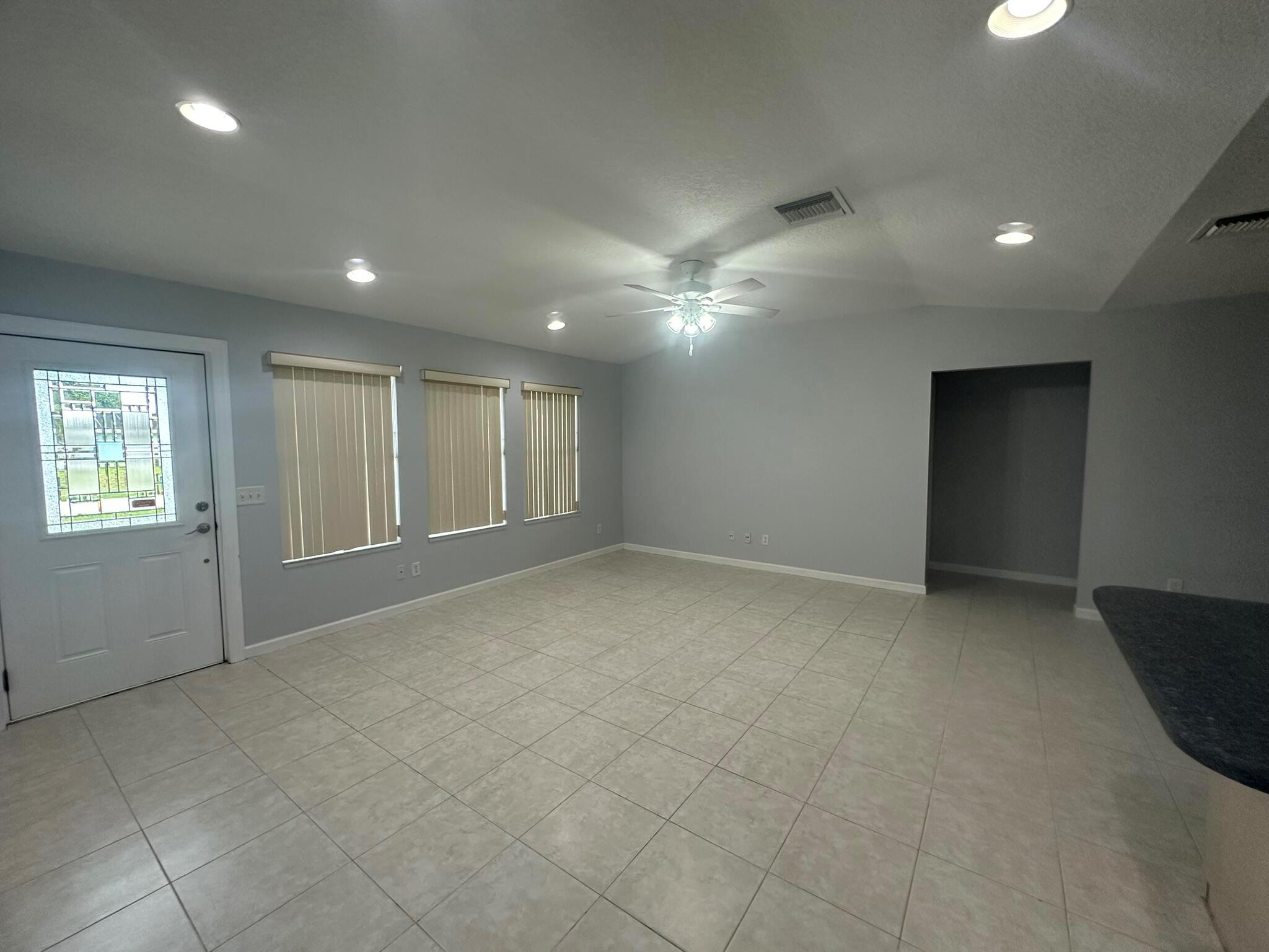 PORT ST LUCIE SECTION 9 - Residential Lease
