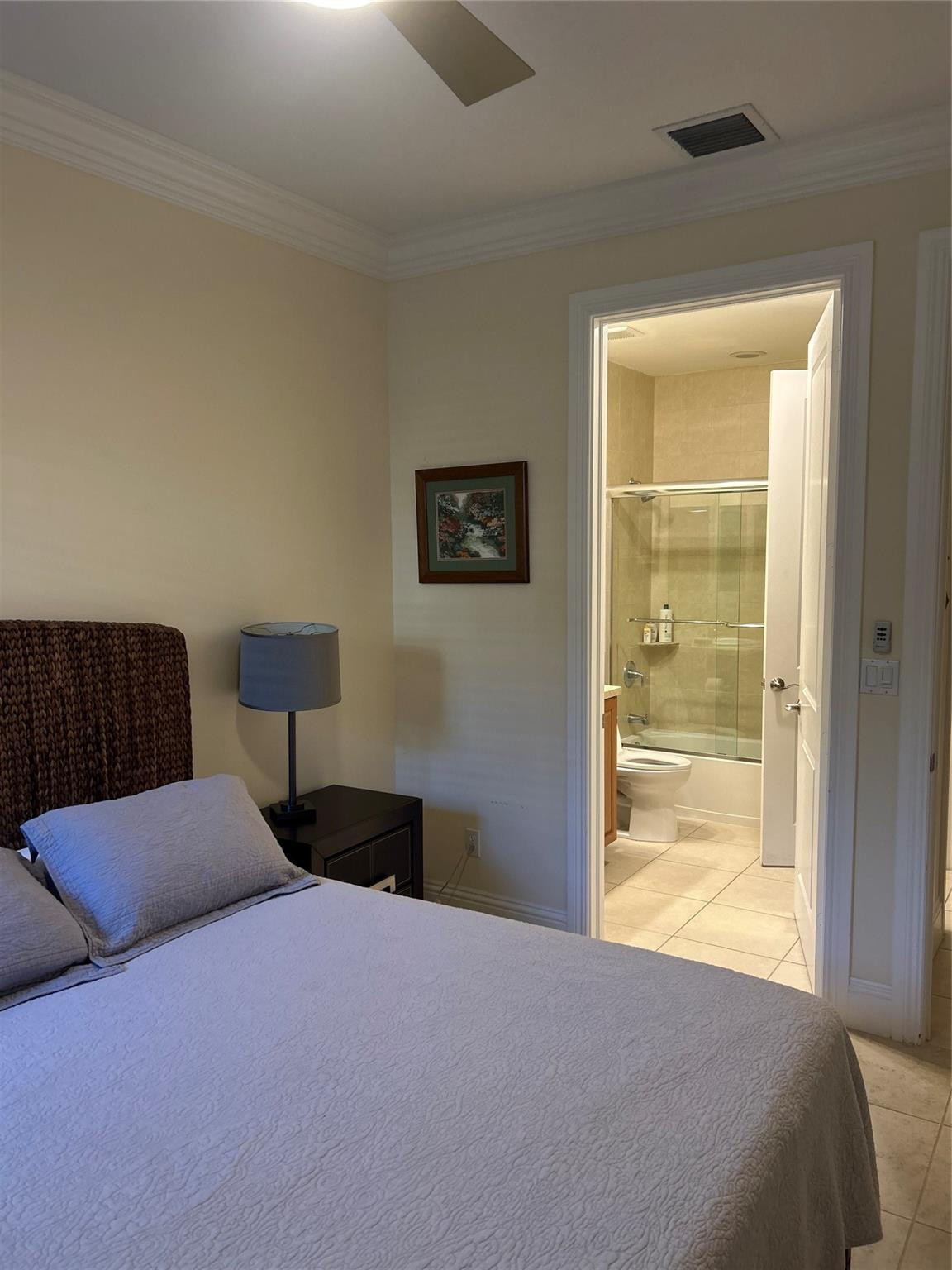 LATITUDE - Residential Lease