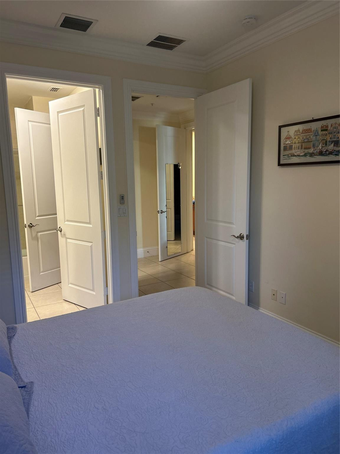 LATITUDE - Residential Lease