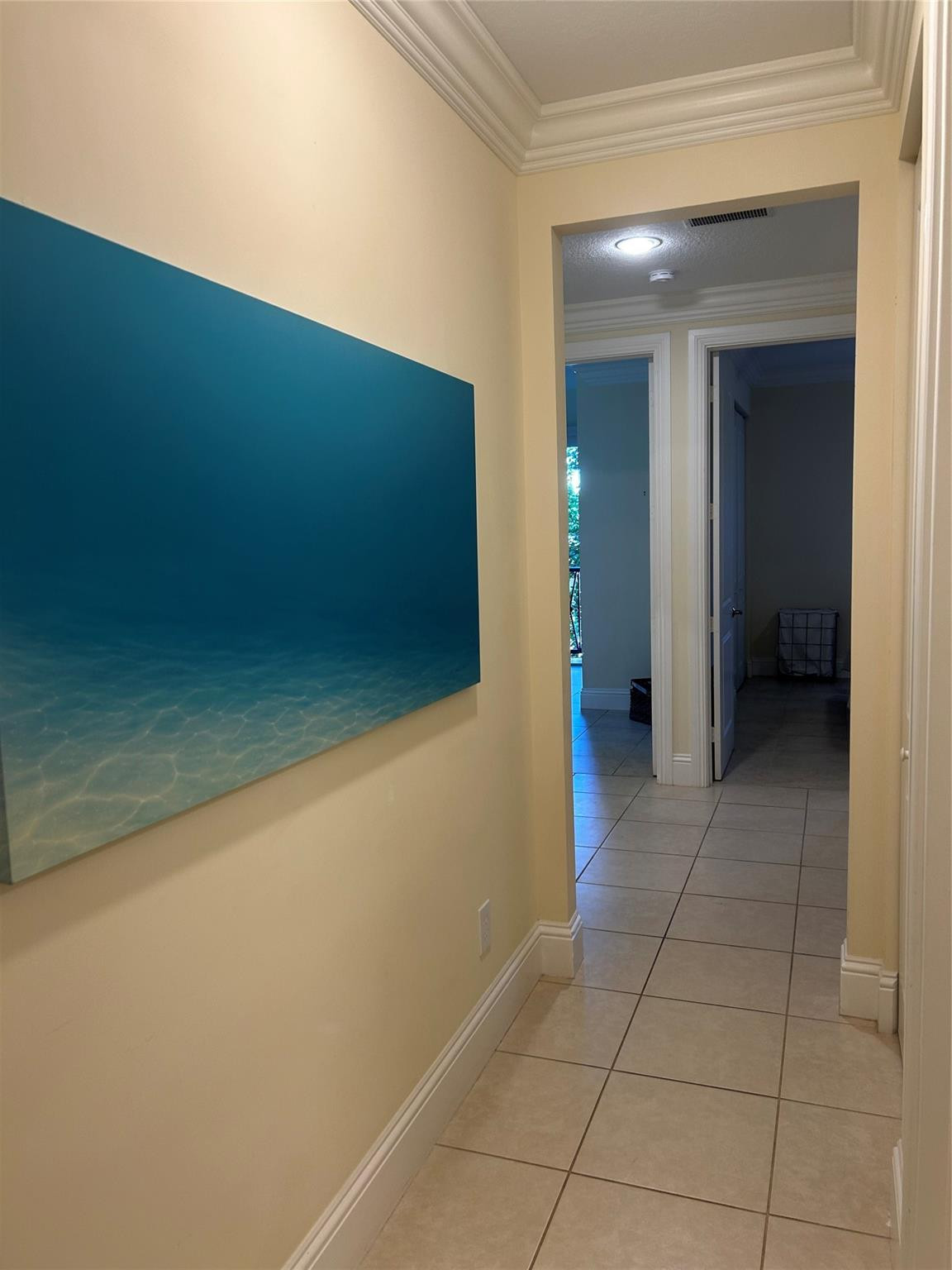 LATITUDE - Residential Lease