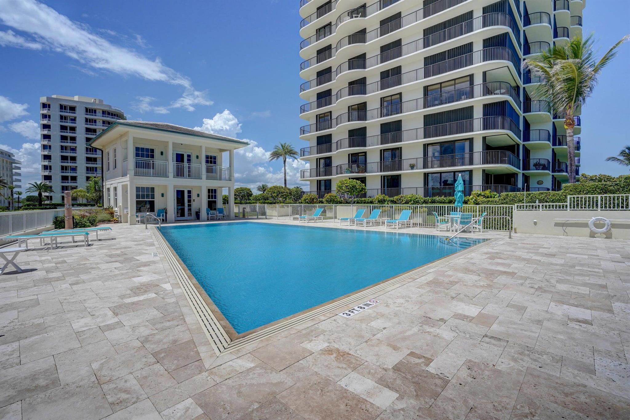 TEQUESTA TOWERS - Residential Lease