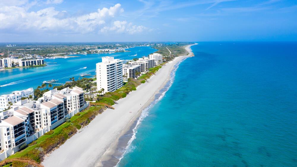 TEQUESTA TOWERS - Residential Lease