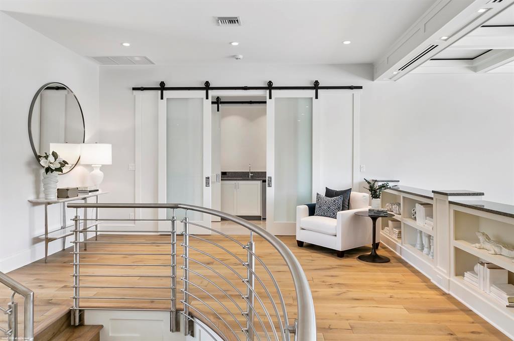 HOMELAND - Residential