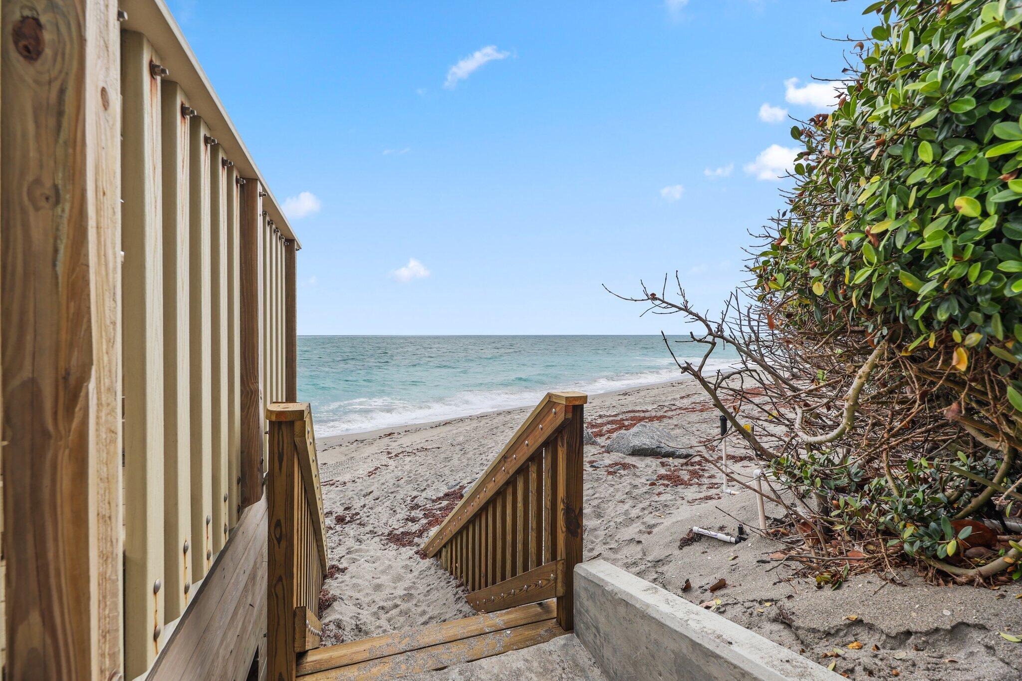 JUPITER INLET BEACH COLONY - Residential
