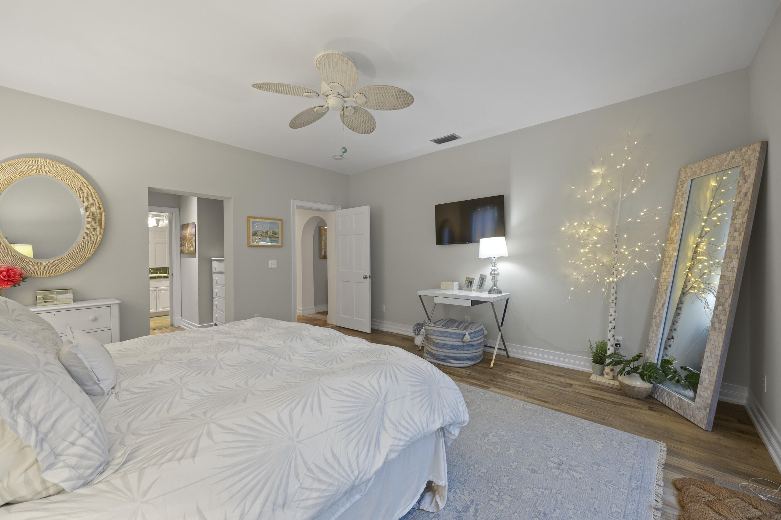 JUPITER INLET BEACH COLONY - Residential