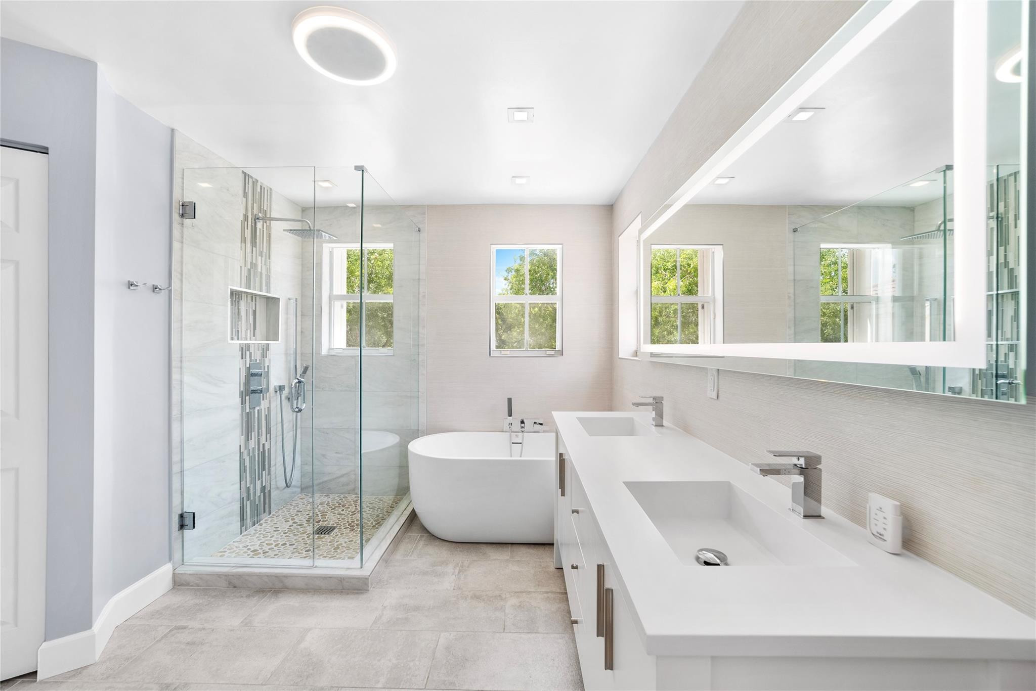 RIVIERA ISLES III - Residential Lease
