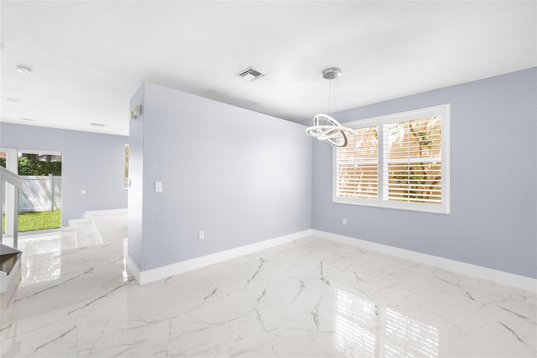 RIVIERA ISLES III - Residential Lease